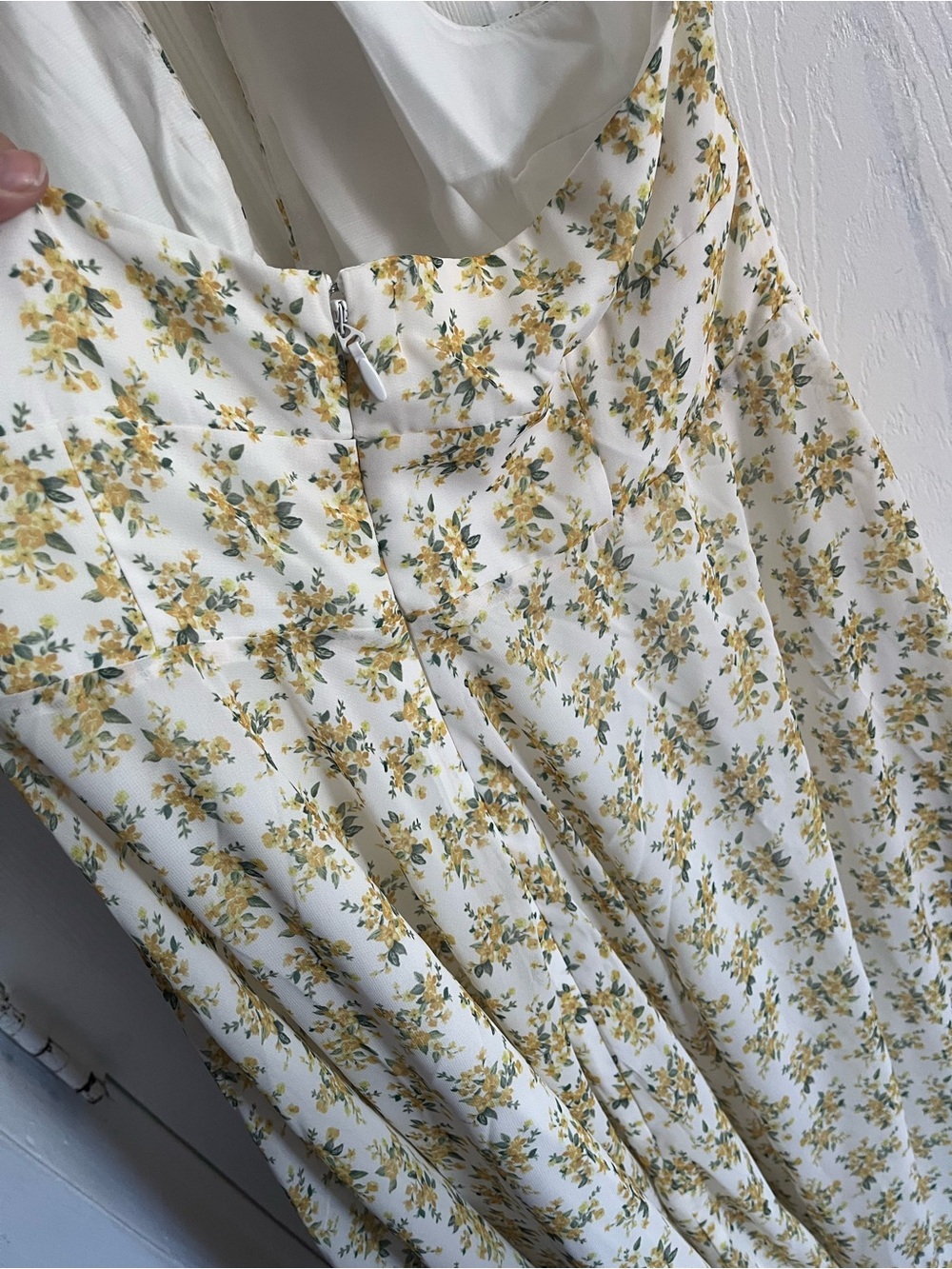 House of CB Solada Ivory Vintage Floral Print Georgette Halter Sundress - Picture 11 of 13
